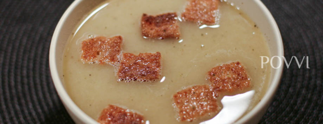 Knoflooksoep met salie IMG 37161