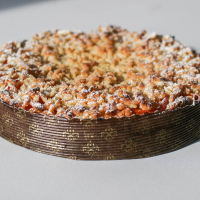 Apricot tart with almond topping IMG 1011