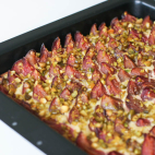 Plum cake with pistachio cream IMG 2796