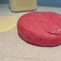 Beetroot dough ® DSC05932