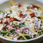 Chicory salad with bacon & cheese IMG 4175