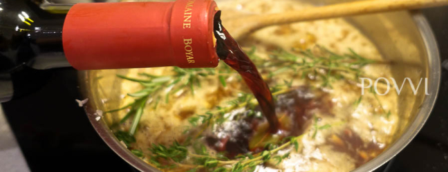 Rode wijnsaus met blauwe bessen DSC06892