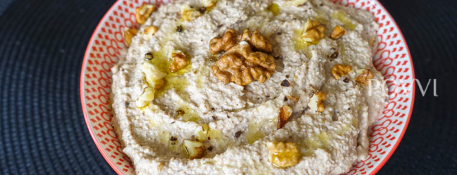 Walnut Hummus with Sil-Timur DSC09805